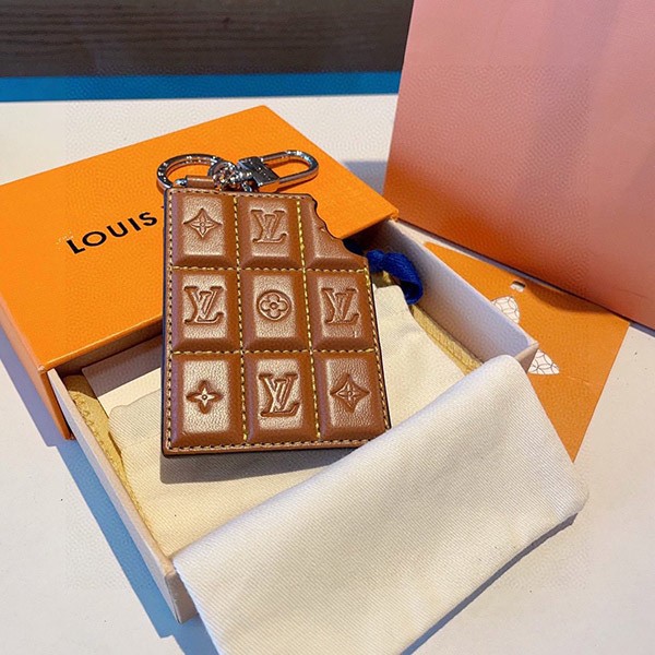 【思わず食べたくなるっ！】ルイヴィトン キーホルダー コピー チョコ m01478